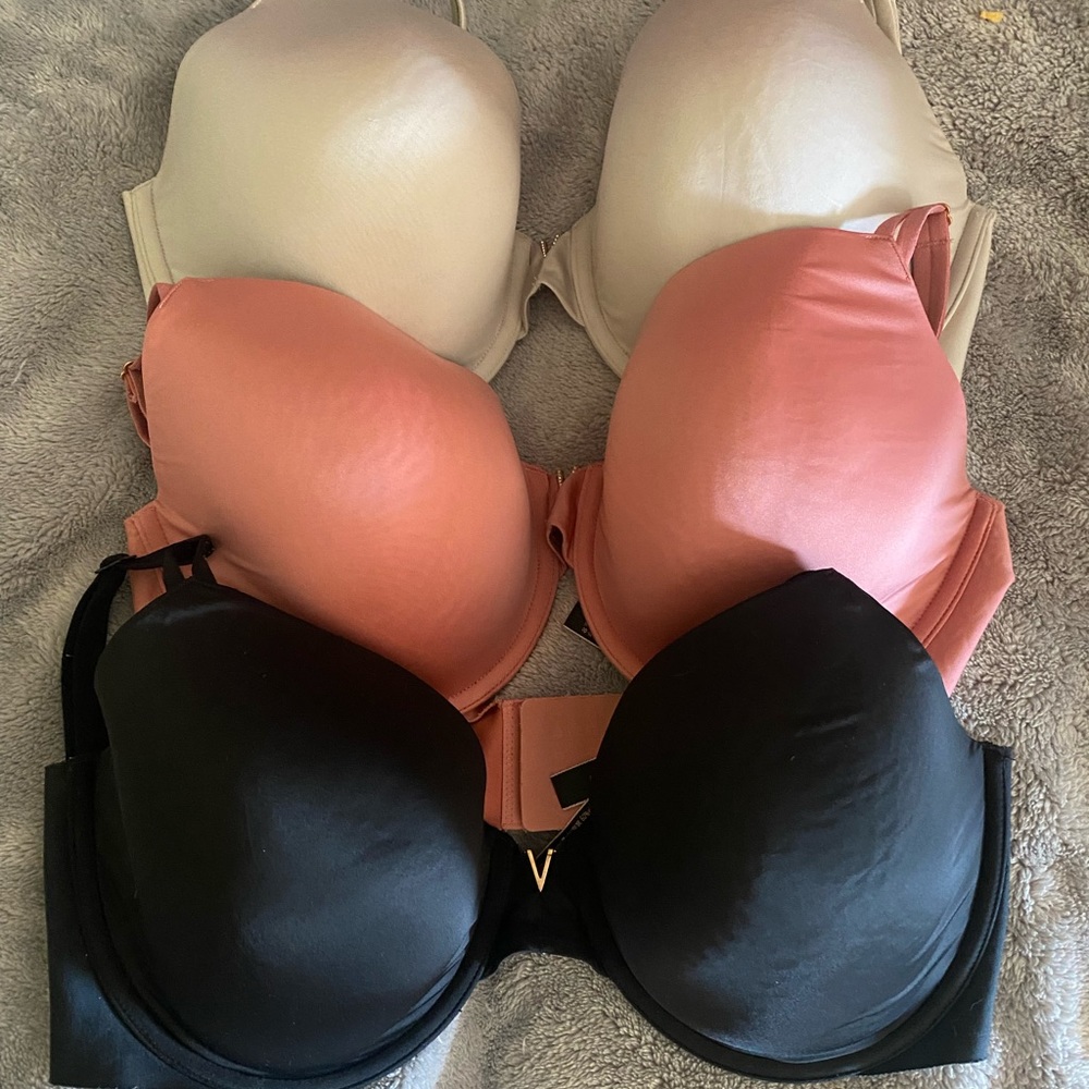 Victoria’s Secret Bras 36DD